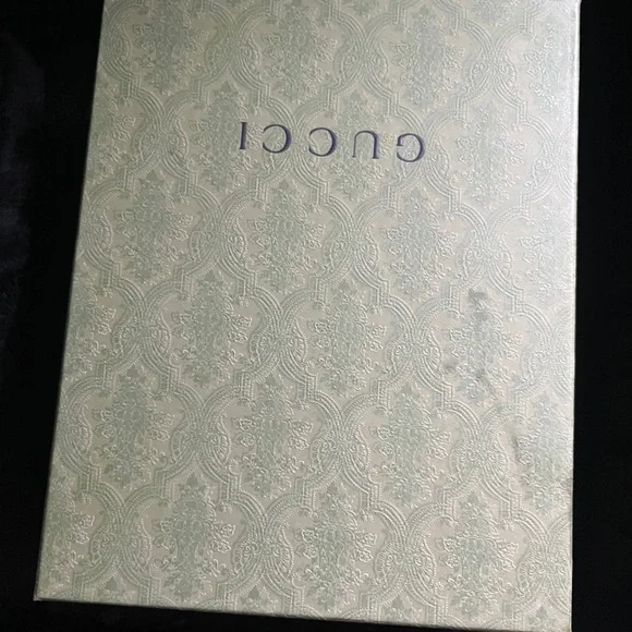 Gucci Printed Canvas Shoes - Picture 8 of 8